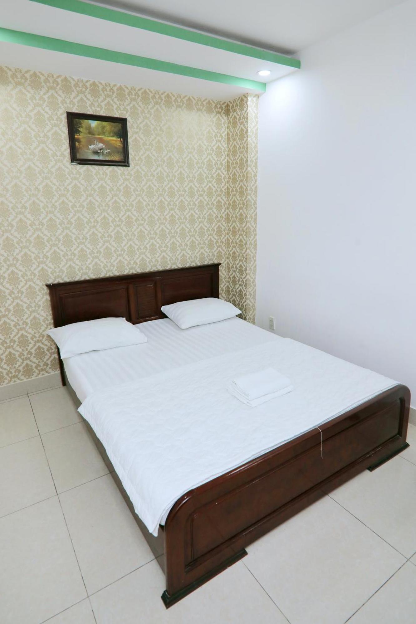 Khach San Sao Mai Xanh - Sao Mai Xanh Hotel Ho Chi Minh City Exterior photo